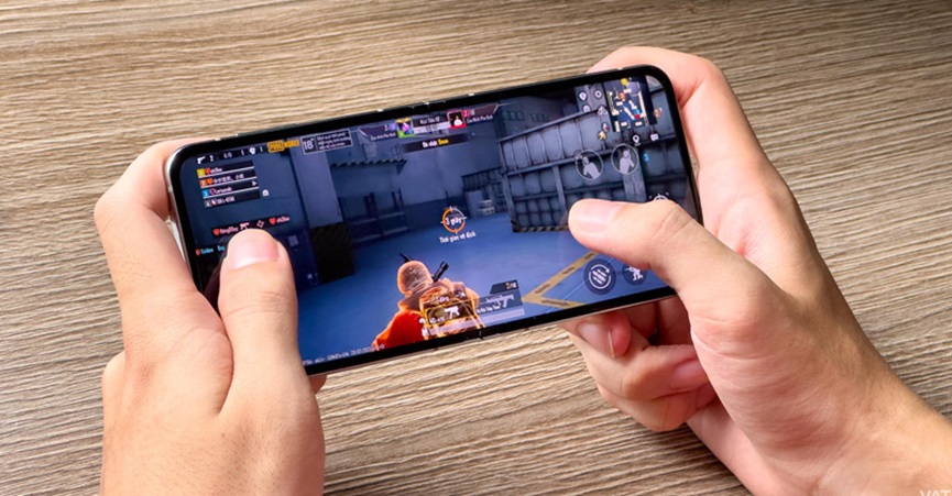 Nguyên nhân Samsung Galaxy Z Flip4 bị chai pin