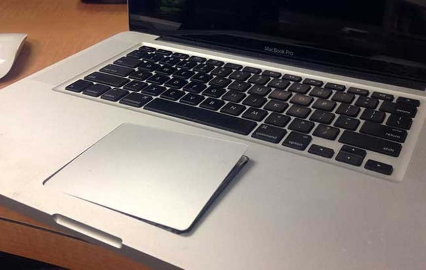 Khi nào cần thay pin MacBook Pro 2017 15 inch?