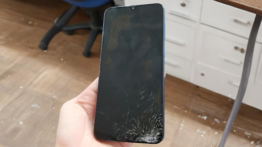 Nguyên nhân phổ biến khiến màn hình Oppo Reno hư hỏng