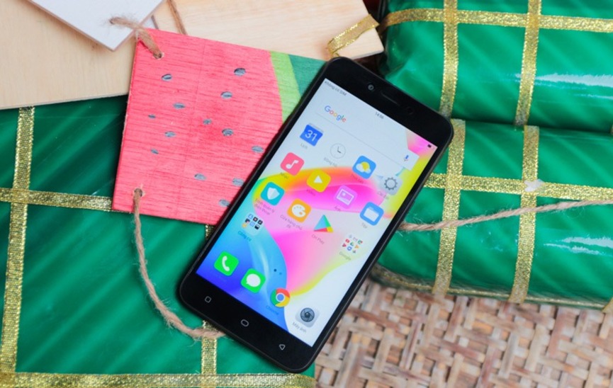 Màn hình Oppo A71 có gì đặc biệt?