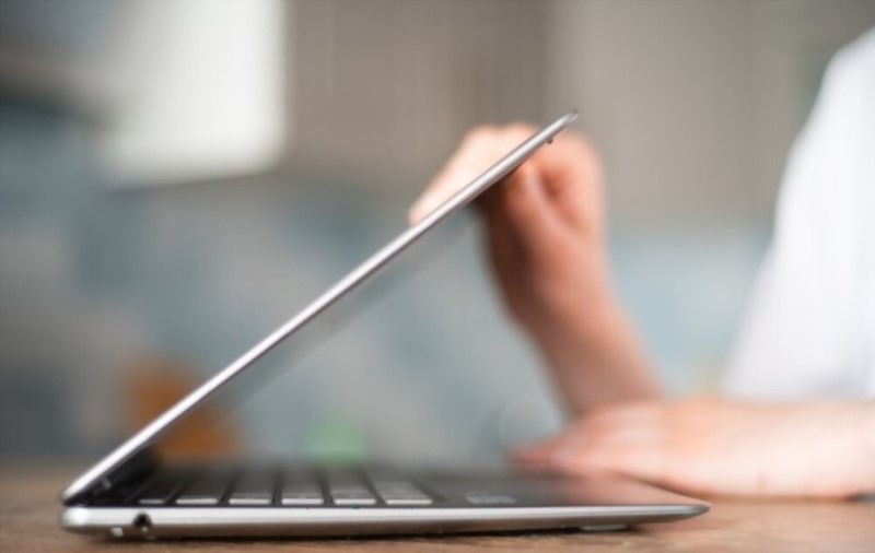 Tắt máy đúng cách