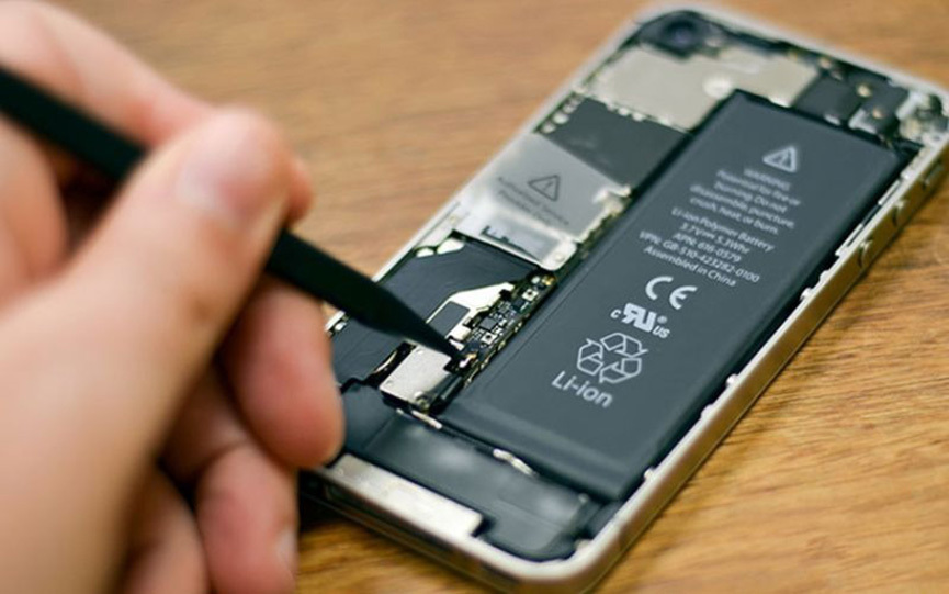 Địa chỉ thay pin iPhone 16 Pro uy tín