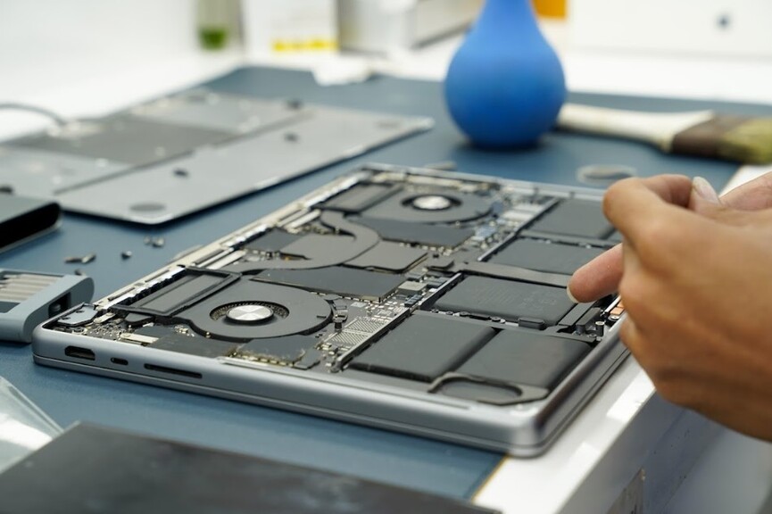 quy trình thay pin laptop hp