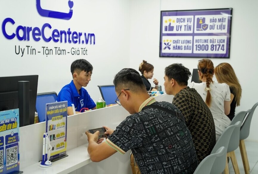 Thay màn hình MacBook Pro chính hãng, giá tốt tại Care Center