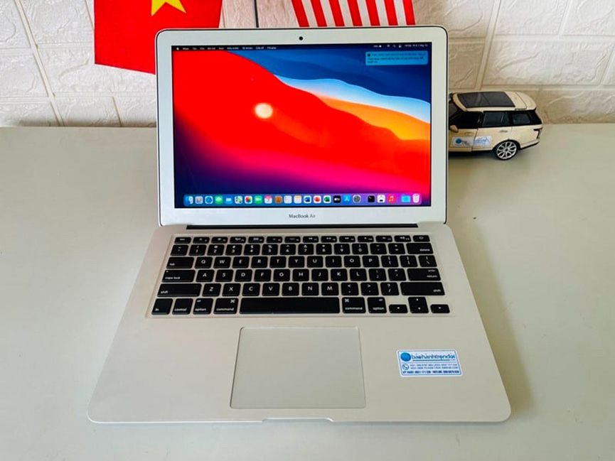 thay màn hình macbook air 2015 - 2017