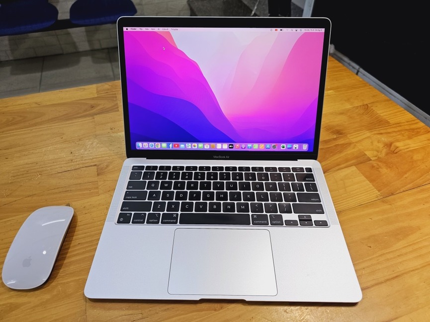 Thay màn hình MacBook Air 2018