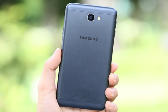 camera samsung j7 prime