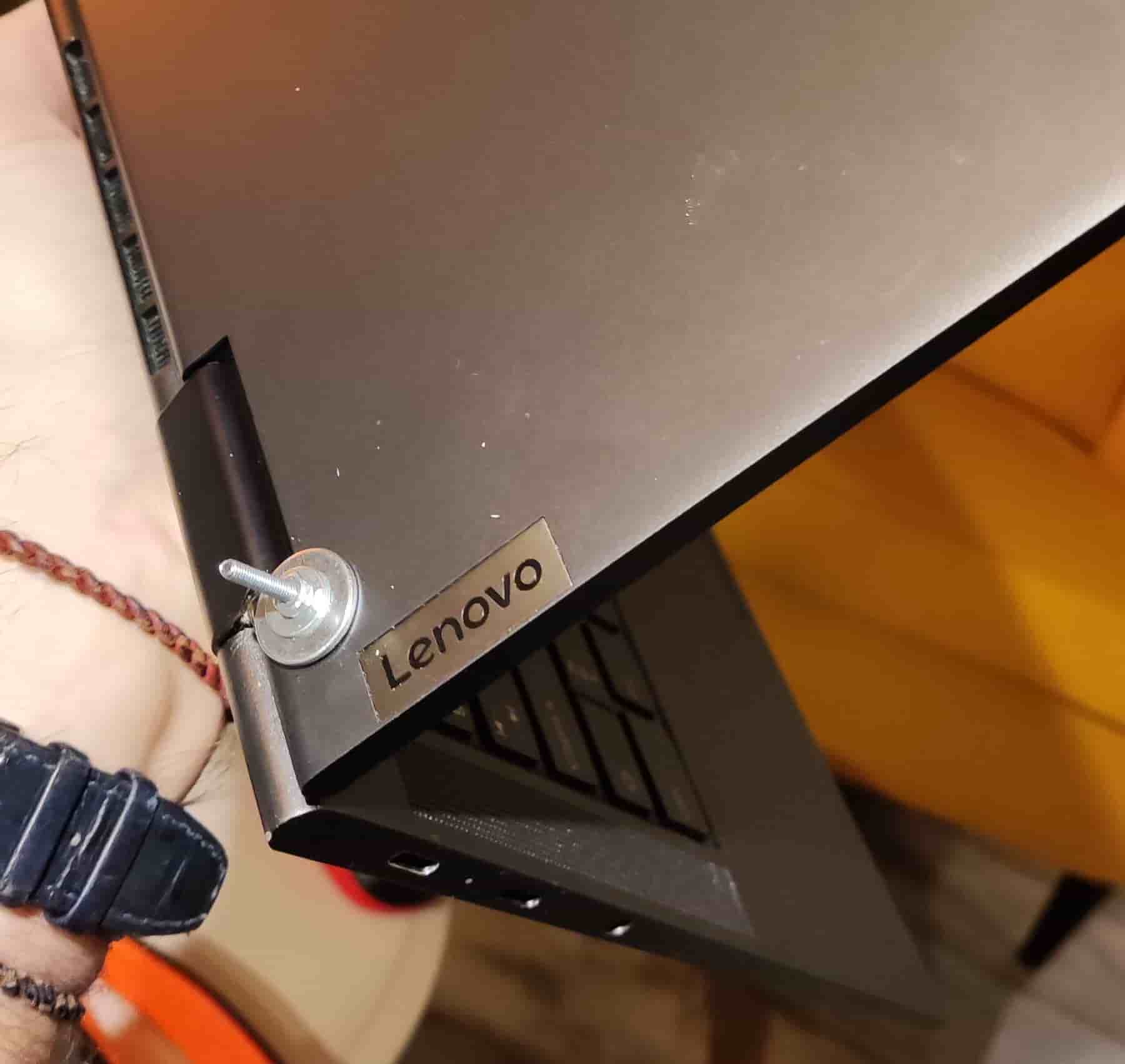 Dấu hiệu bản lề laptop Lenovo bị hỏng